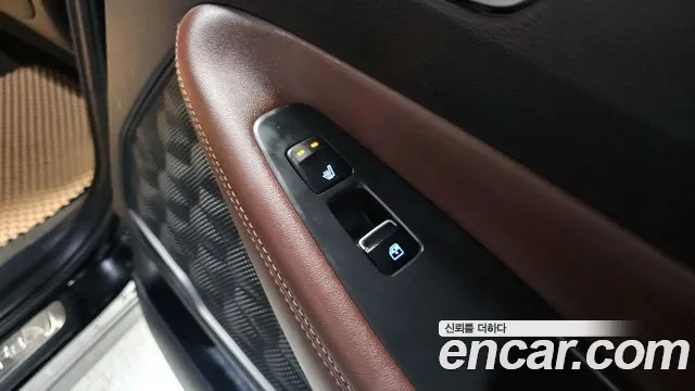 Hyundai Santafe 2019 — фото 19