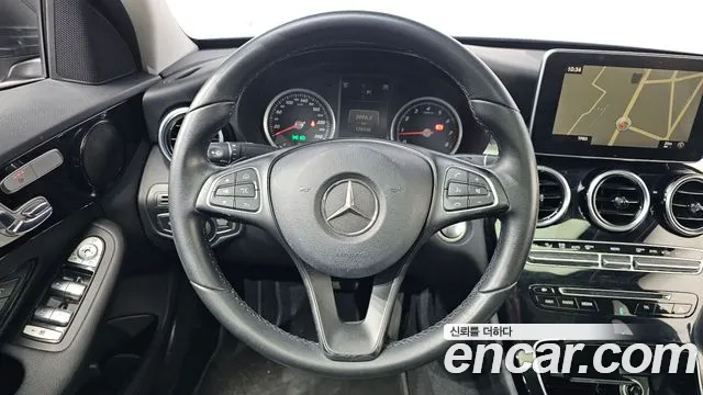 Mercedes-Benz C-Class 2016 — фото 13