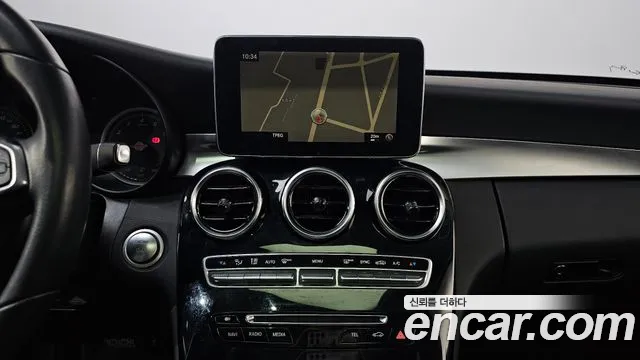 Mercedes-Benz C-Class 2016 — фото 14