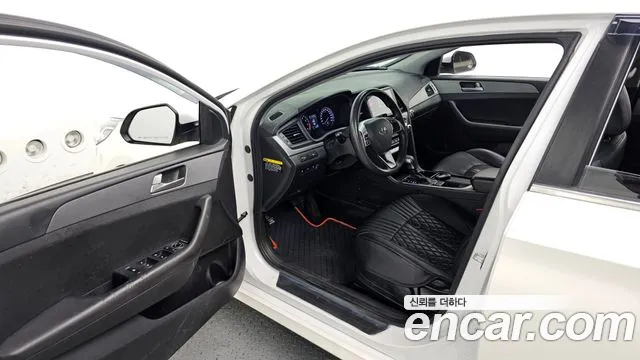 Hyundai Sonata 2019 — фото 10