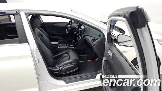 Hyundai Sonata 2019 — фото 11