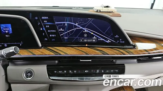 Cadillac Escalade 2023 — фото 13
