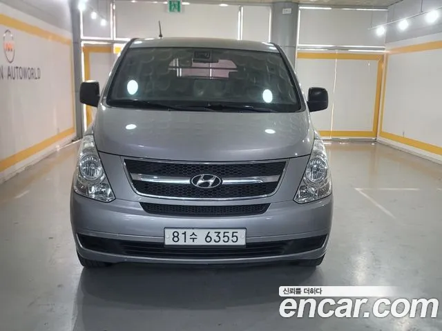Hyundai Starex 2012 — фото 2