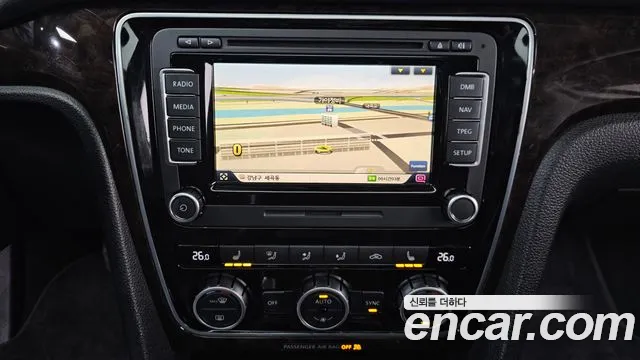 Volkswagen Passat 2015 — фото 14