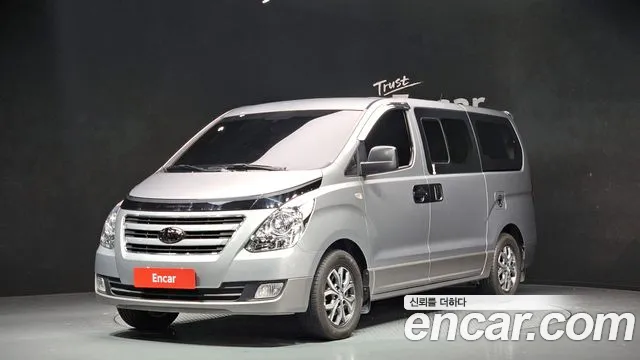 Hyundai Starex 2016 — фото 1