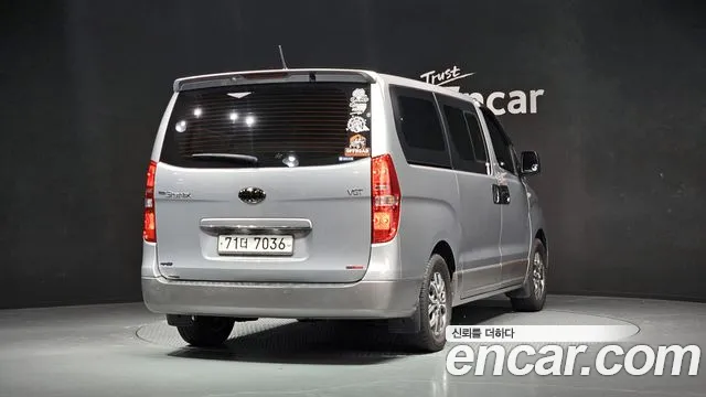 Hyundai Starex 2016 — фото 4