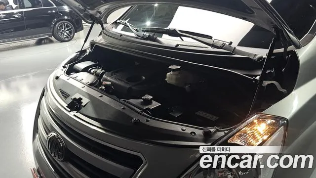 Hyundai Starex 2016 — фото 6