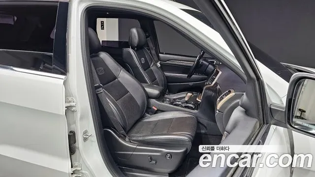 Jeep Cherokee 2016 — фото 12