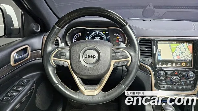 Jeep Cherokee 2016 — фото 13