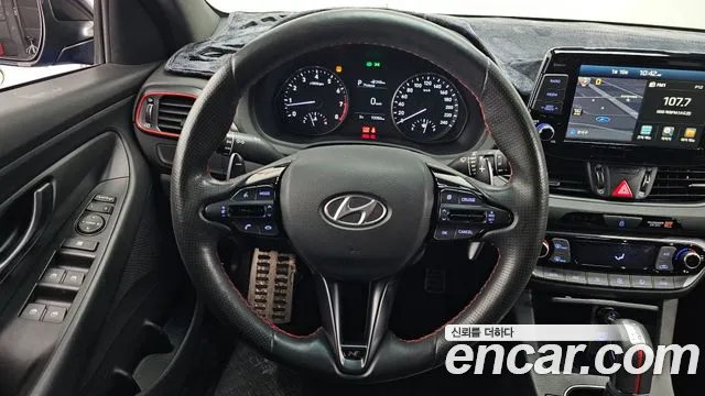 Hyundai i30 2019 — фото 13