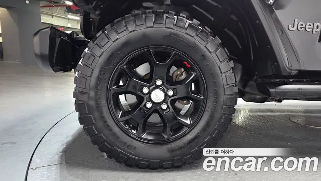 Jeep Wrangler 2017 — фото 4