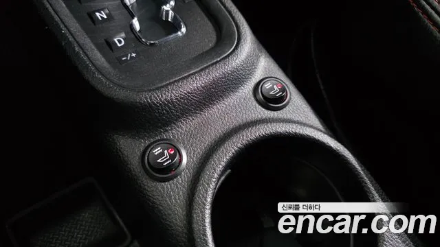 Jeep Wrangler 2017 — фото 18