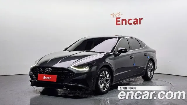 Hyundai Sonata 2022 — фото 1