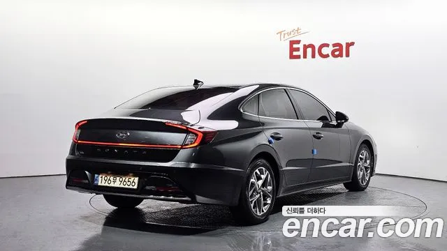 Hyundai Sonata 2022 — фото 2