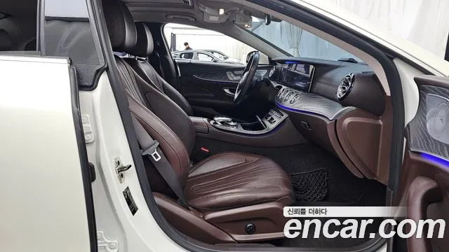 Mercedes-Benz CLS-Class 2019 — фото 11