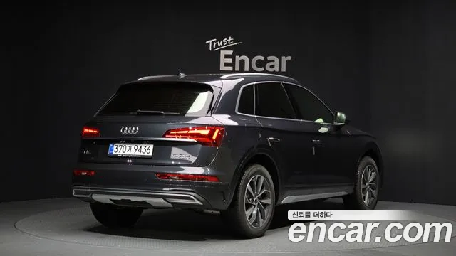 Audi Q5 2023 — фото 2