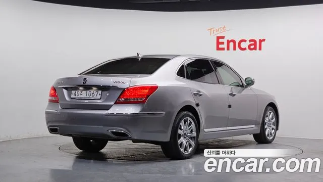 Hyundai Equus 2012 — фото 2