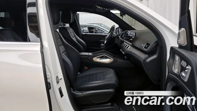 Mercedes-Benz GLS-Class 2022 — фото 11