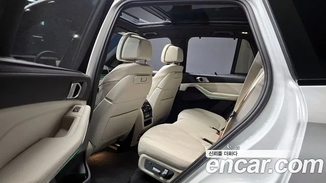 BMW X5 2025 — фото 12