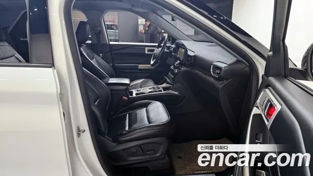 Ford Explorer 2021 — фото 10