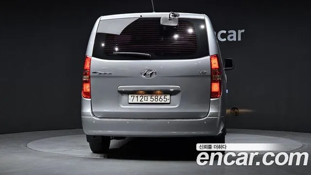 Hyundai Starex 2020 — фото 5