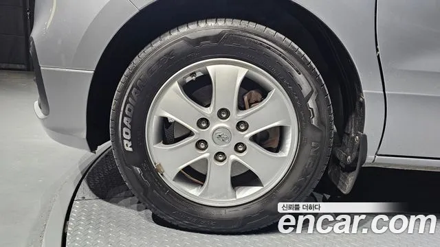 Hyundai Starex 2020 — фото 20