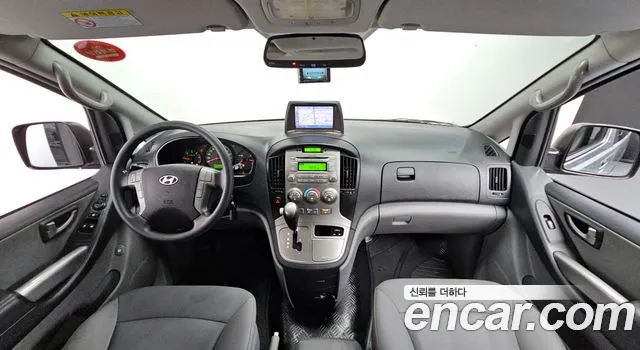 Hyundai Starex 2015 — фото 7