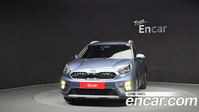 Kia Niro 2021 — фото 3
