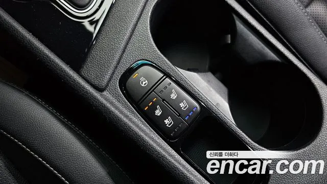 Kia Niro 2021 — фото 18