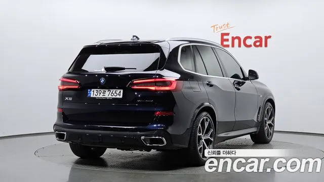 BMW X5 2023 — фото 1