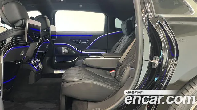 Mercedes-Benz S-Class 2025 — фото 12