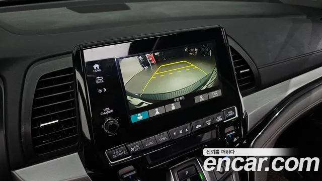 Honda Odyssey 2018 — фото 15