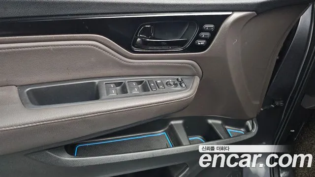 Honda Odyssey 2018 — фото 17