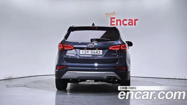 Hyundai Santafe 2016 — фото 4