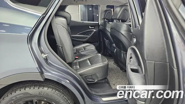 Hyundai Santafe 2016 — фото 12