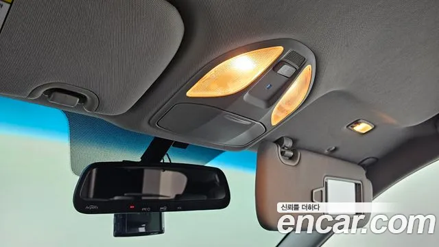 Hyundai Santafe 2016 — фото 18