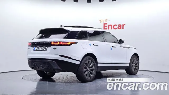 Land Rover Range Rover Velar 2018 — фото 2