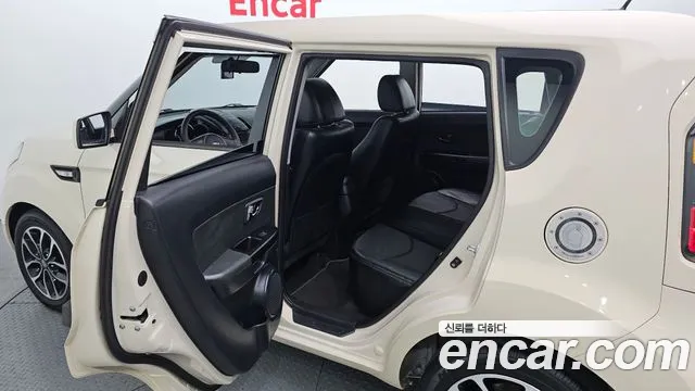 Kia Soul 2011 — фото 12