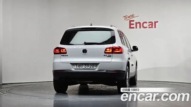 Volkswagen Tiguan 2015 — фото 4