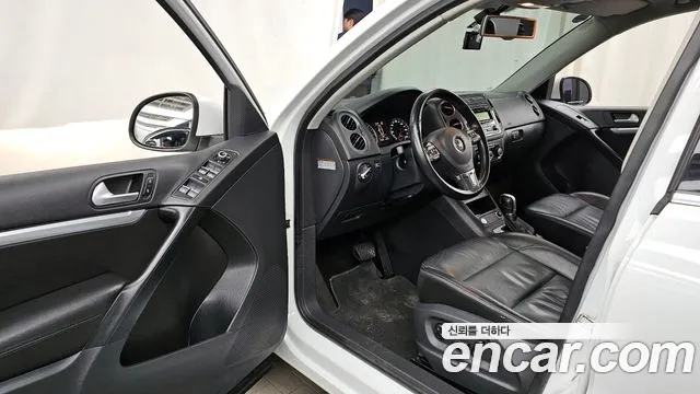 Volkswagen Tiguan 2015 — фото 10