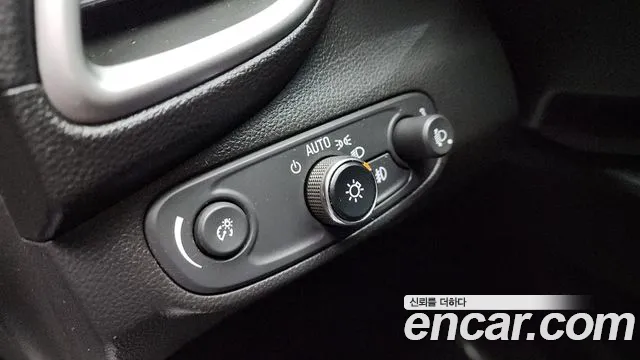 Chevrolet Korea Trax 2019 — фото 18