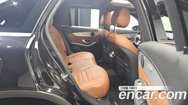 Mercedes-Benz GLC-Class 2022 — фото 12
