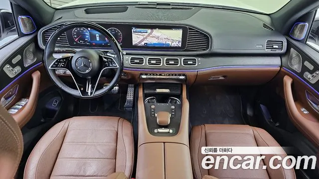 Mercedes-Benz GLS-Class 2024 — фото 6