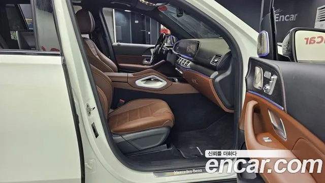 Mercedes-Benz GLS-Class 2024 — фото 10