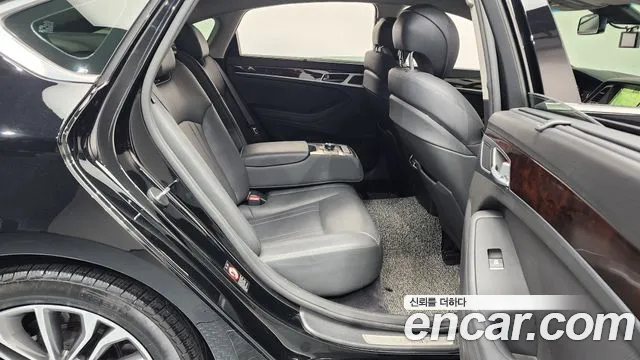 Hyundai Genesis 2015 — фото 12