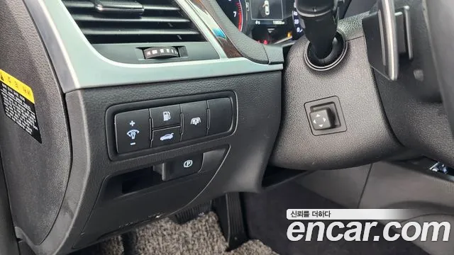 Hyundai Genesis 2015 — фото 14