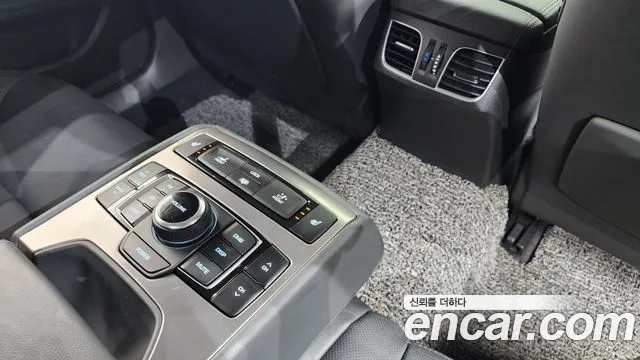 Hyundai Genesis 2015 — фото 18