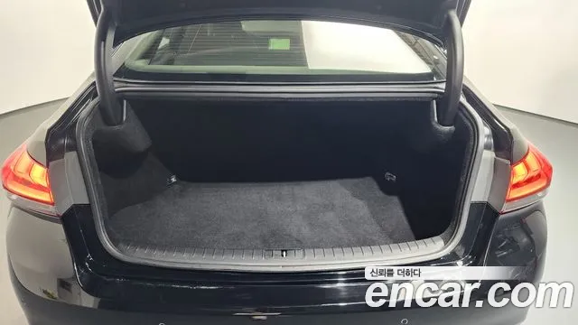 Hyundai Genesis 2015 — фото 20
