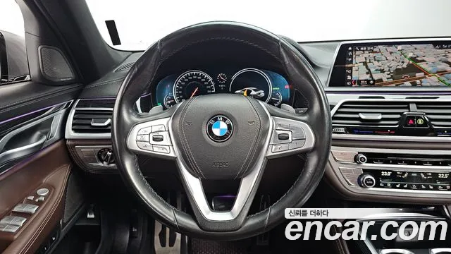 BMW 7-Series 2019 — фото 13