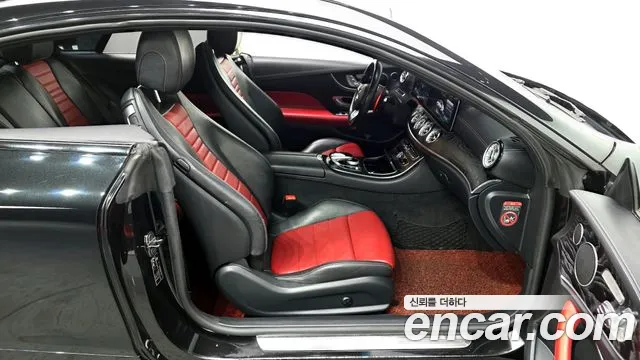 Mercedes-Benz E-Class 2017 — фото 11